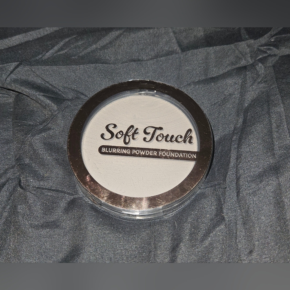 Soft Touch Blurring Powder Foundation In Lavender 0.28oz BNIB